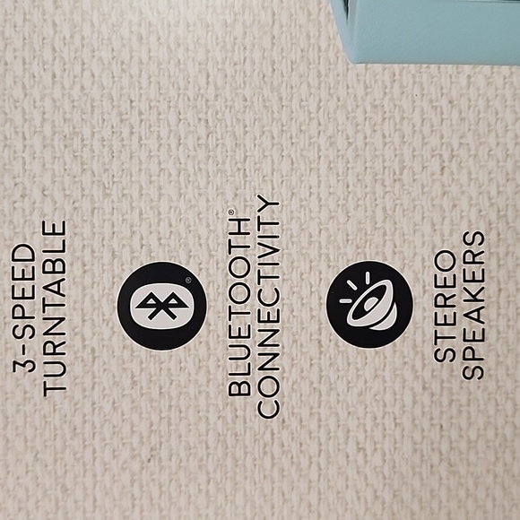 VITROLA JOURNEY BLUETOOTH SUITCASE RECORD PLAYER- VSC-550BT- CLASSIC DESIGN - Picture 4 of 6